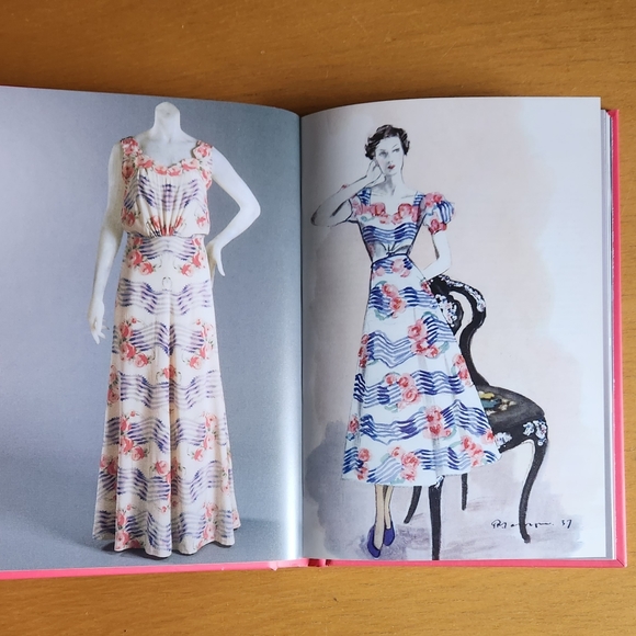 Schiaparelli - Little Book Of - Picture 14 of 16